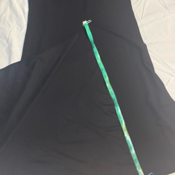 Symphony large black backless spandex nylon flared long sleeves back slit - Picture 9 of 11